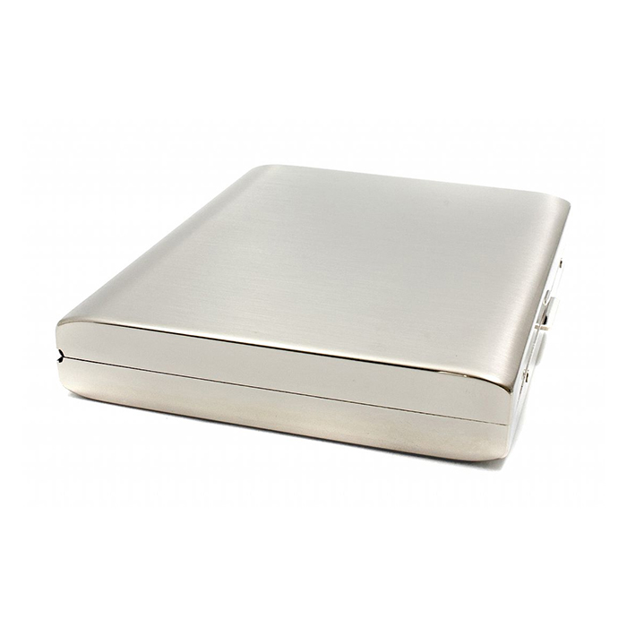 Pearl 24926-61 Silver Satin Cig Case Pearl 24926-61 Silver Satin Cig Case